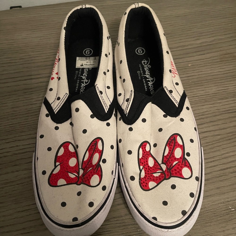 Disney Minnie Mouse white and red polka dot slip on sneakers